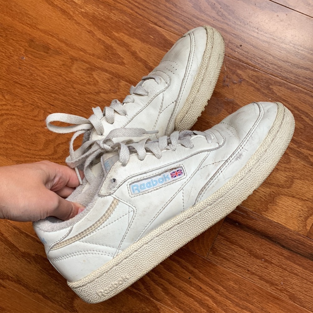 Reebok off white sneakers